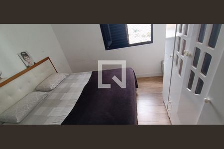 Quarto 1 de apartamento à venda com 2 quartos, 56m² em Jardim Henriqueta, Taboão da Serra