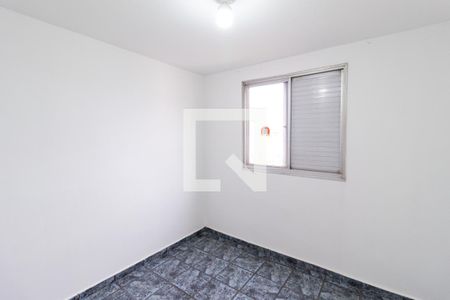 Quarto 1 de apartamento para alugar com 2 quartos, 52m² em Vila Silva Ribeiro, Carapicuíba