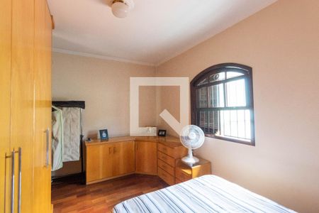 Casa à venda com 250m², 5 quartos e 5 vagas Casa à venda com 250m², 5 quartos e 5 vagasQuarto Suíte 2