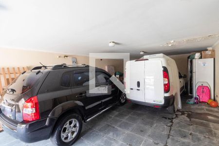 Casa à venda com 250m², 5 quartos e 5 vagas Casa à venda com 250m², 5 quartos e 5 vagasGaragem