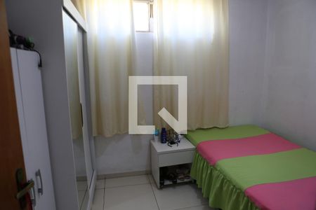 Quarto 1 de casa para alugar com 2 quartos, 58m² em Sta Cruz Ind, Contagem