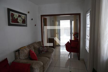 Sala de casa para alugar com 2 quartos, 58m² em Sta Cruz Ind, Contagem