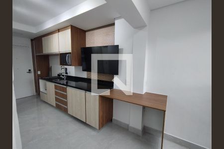 Sala/Cozinha de apartamento para alugar com 1 quarto, 32m² em Vila Gumercindo, São Paulo