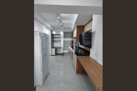 Sala/Cozinha de apartamento para alugar com 1 quarto, 32m² em Vila Gumercindo, São Paulo