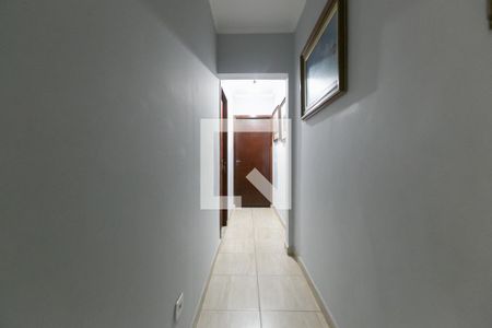 Corredor de casa para alugar com 4 quartos, 350m² em Jardim Pedro José Nunes, São Paulo