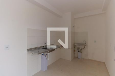 Cozinha de apartamento à venda com 2 quartos, 35m² em Conjunto Habitacional Teotonio Vilela, São Paulo