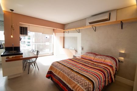 Sala / Quarto - Studio de kitnet/studio à venda com 1 quarto, 34m² em Itaim Bibi, São Paulo