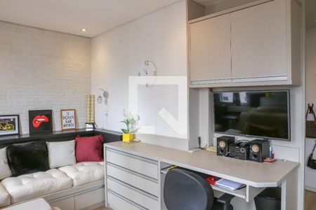 Sala/Quarto de apartamento à venda com 1 quarto, 27m² em Sumarezinho, São Paulo