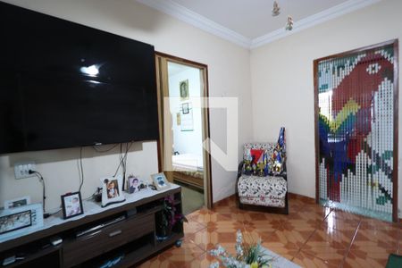 Sala de casa para alugar com 2 quartos, 90m² em Jardim Santa Adelia, São Paulo