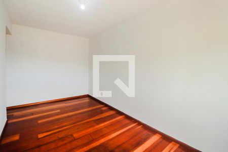 Sala de apartamento para alugar com 1 quarto, 56m² em Jardim Itu, Porto Alegre