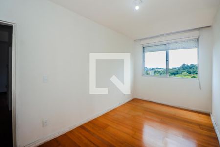 Quarto de apartamento para alugar com 1 quarto, 56m² em Jardim Itu, Porto Alegre