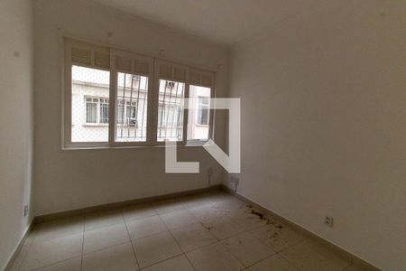 Quarto de apartamento à venda com 2 quartos, 85m² em Icaraí, Niterói