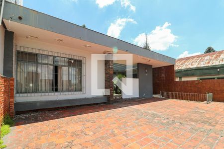 Casa à venda com 337m², 3 quartos e 4 vagas Casa à venda com 337m², 3 quartos e 4 vagasÁrea
