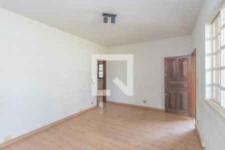 Sala de casa para alugar com 3 quartos, 360m² em Cidade Nova, Belo Horizonte