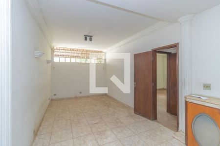 Casa à venda com 3 quartos, 360m² em Cidade Nova, Belo Horizonte