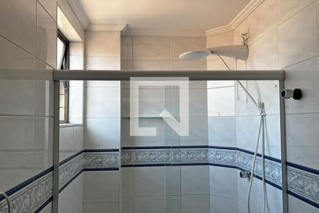 Banheiro do Quarto 1 de apartamento para alugar com 3 quartos, 120m² em Marapé, Santos