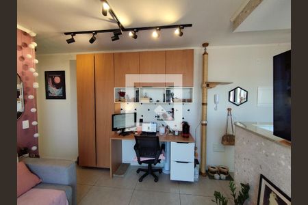 Sala de apartamento à venda com 1 quarto, 30m² em Vila Moinho Velho, São Paulo