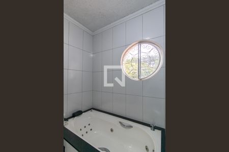 Casa à venda com 152m², 4 quartos e 3 vagas Casa à venda com 152m², 4 quartos e 3 vagasBanheiro da Suíte