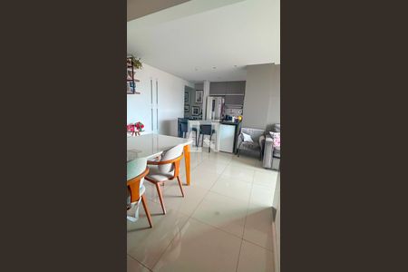 Sala de apartamento à venda com 3 quartos, 84m² em Sagrada Família, Belo Horizonte