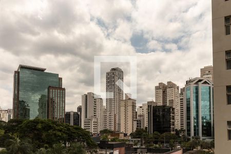 Sala de apartamento à venda com 2 quartos, 76m² em Vila Nova Conceição, São Paulo