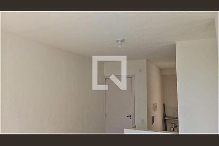 Sala de apartamento para alugar com 2 quartos, 38m² em Jardim das Margaridas, Salvador