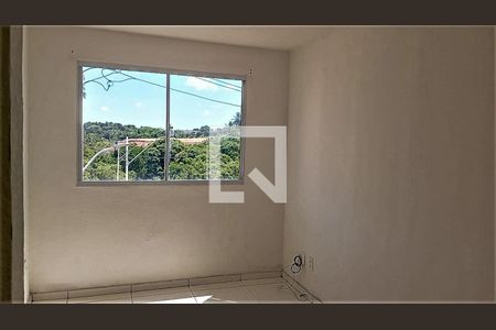 Sala de apartamento para alugar com 2 quartos, 38m² em Jardim das Margaridas, Salvador