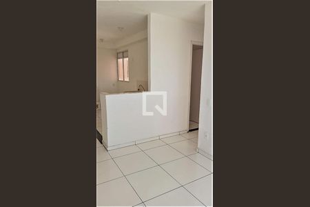 Sala de apartamento para alugar com 2 quartos, 38m² em Jardim das Margaridas, Salvador