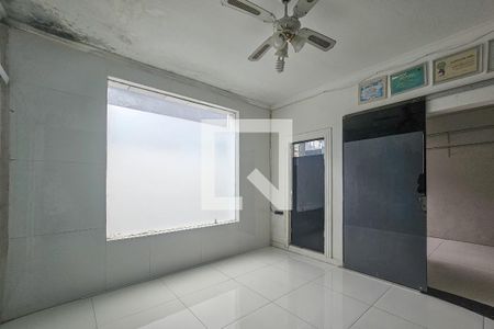 Suíte de apartamento para alugar com 2 quartos, 60m² em Vila Maia, Guarujá