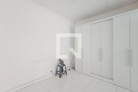 Quarto de apartamento para alugar com 2 quartos, 60m² em Vila Maia, Guarujá