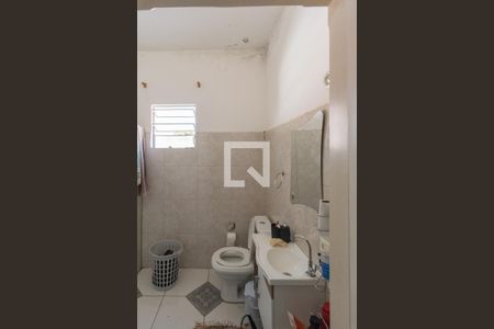 Banheiro da Suíte de casa à venda com 2 quartos, 219m² em Fundacao da Casa Popular, Campinas