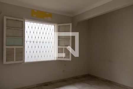 Suíte de casa para alugar com 3 quartos, 300m² em Barreiro, Belo Horizonte