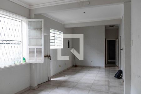 Sala 1 de casa para alugar com 3 quartos, 300m² em Barreiro, Belo Horizonte