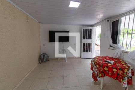 Sala de casa para alugar com 2 quartos, 70m² em Engenhoca, Niterói