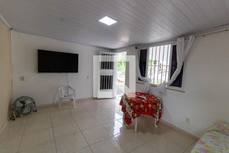 Sala de casa para alugar com 2 quartos, 70m² em Engenhoca, Niterói