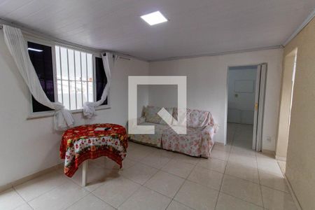 Sala de casa para alugar com 2 quartos, 70m² em Engenhoca, Niterói