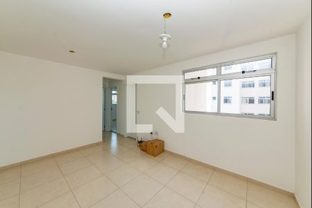 Sala  de apartamento para alugar com 3 quartos, 70m² em Conj. California, Belo Horizonte