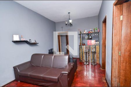 Sala de casa à venda com 4 quartos, 360m² em Vera Cruz, Belo Horizonte