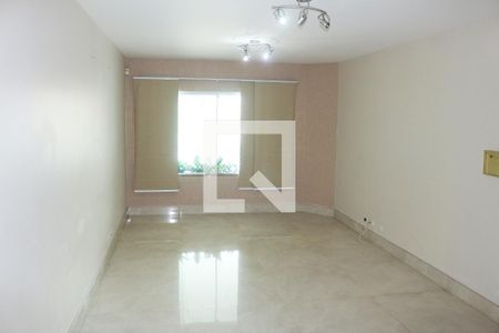 Sala de casa para alugar com 4 quartos, 240m² em Osvaldo Cruz, São Caetano do Sul