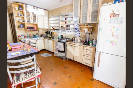 Casa para alugar com 240m², 3 quartos e 4 vagas Casa para alugar com 240m², 3 quartos e 4 vagasCozinha