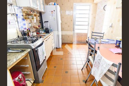 Casa para alugar com 240m², 3 quartos e 4 vagas Casa para alugar com 240m², 3 quartos e 4 vagasCozinha