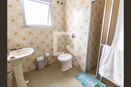 Casa para alugar com 240m², 3 quartos e 4 vagas Casa para alugar com 240m², 3 quartos e 4 vagasBanheiro da Suíte 1