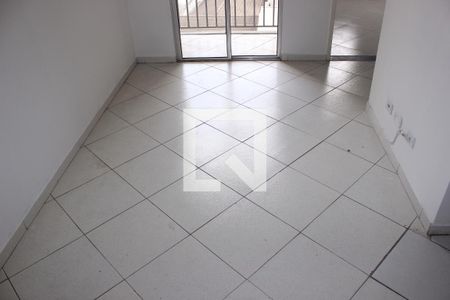 Sala de apartamento para alugar com 2 quartos, 48m² em Picanço, Guarulhos