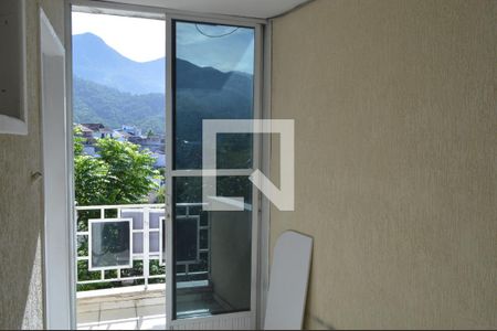 Entrada de apartamento à venda com 2 quartos, 68m² em Anil, Rio de Janeiro