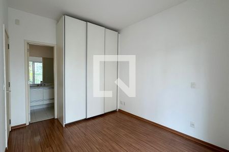 Suíte 1 de apartamento à venda com 1 quarto, 50m² em Centro Empresarial Tamboré, Santana de Parnaíba