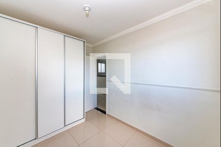 Quarto 1 de apartamento para alugar com 2 quartos, 44m² em Cabral, Contagem