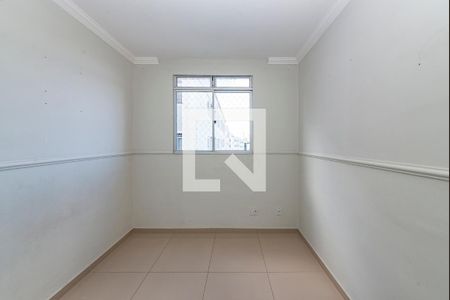 Quarto 1 de apartamento para alugar com 2 quartos, 44m² em Cabral, Contagem