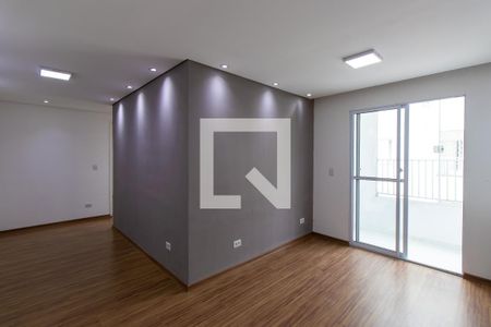 Sala de apartamento para alugar com 2 quartos, 59m² em Cemucam, Cotia