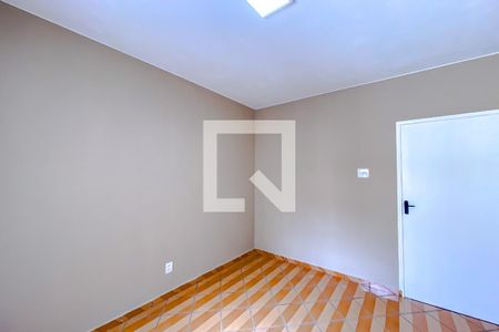 Quarto 1 de casa para alugar com 4 quartos, 200m² em Vila Diva (zona Leste), São Paulo