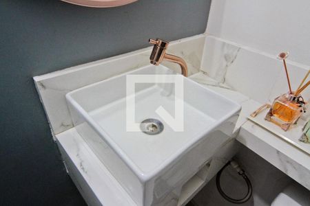 Lavabo de casa de condomínio à venda com 2 quartos, 90m² em Jardim Primavera, São Paulo