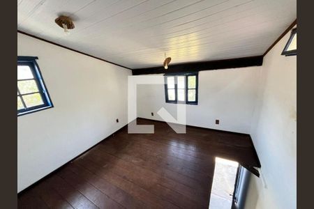 Casa à venda com 3 quartos, 180m² em Engenho do Mato, Niterói